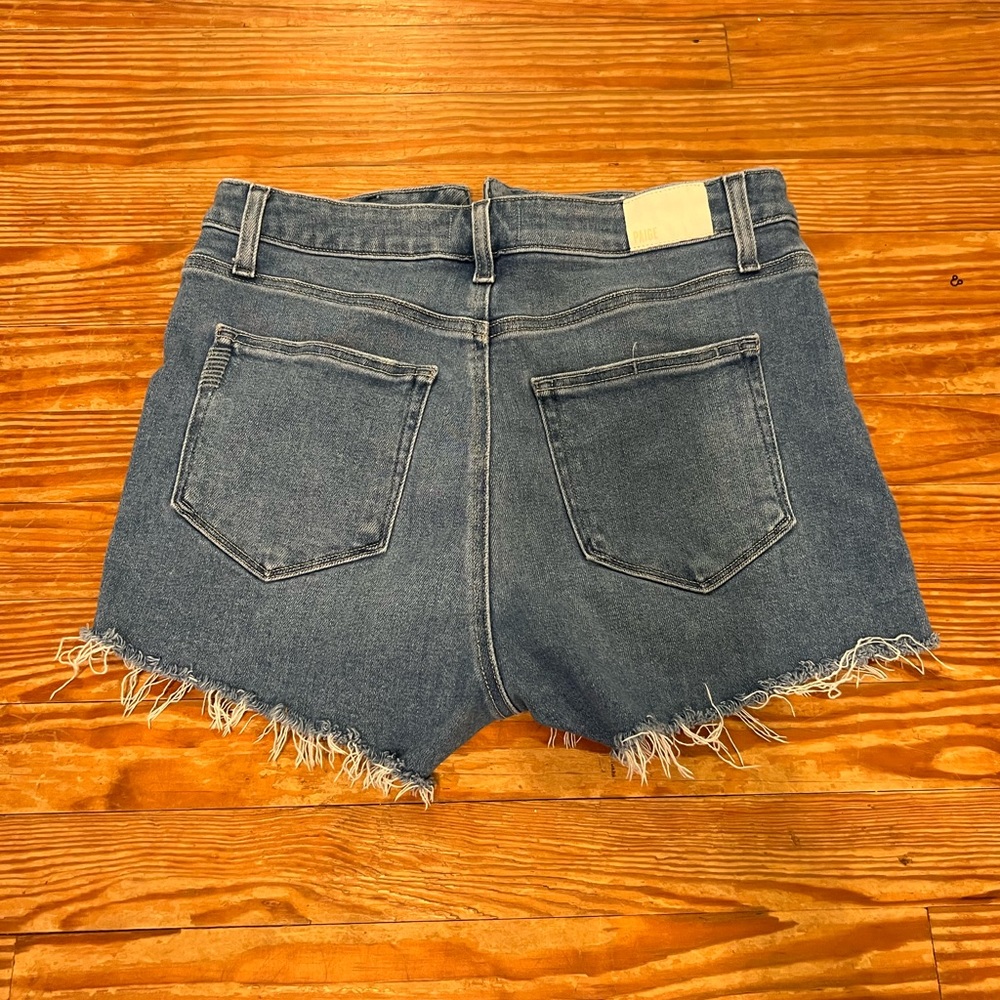 Shorts - Picture 5 of 6